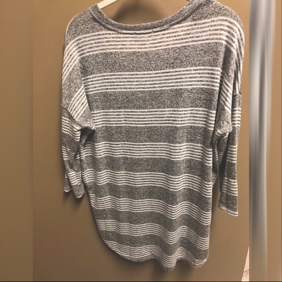 Market & Spruce Sweater - Picture 1 of 3